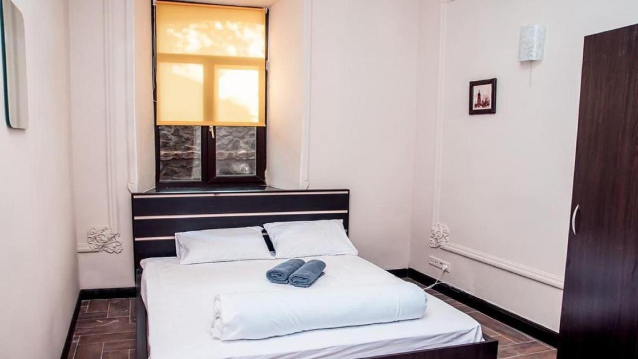 Apartment Kiev Bagian luar foto