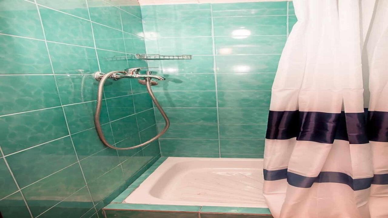 Apartment Kiev Bagian luar foto