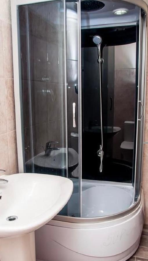Apartment Kiev Bagian luar foto