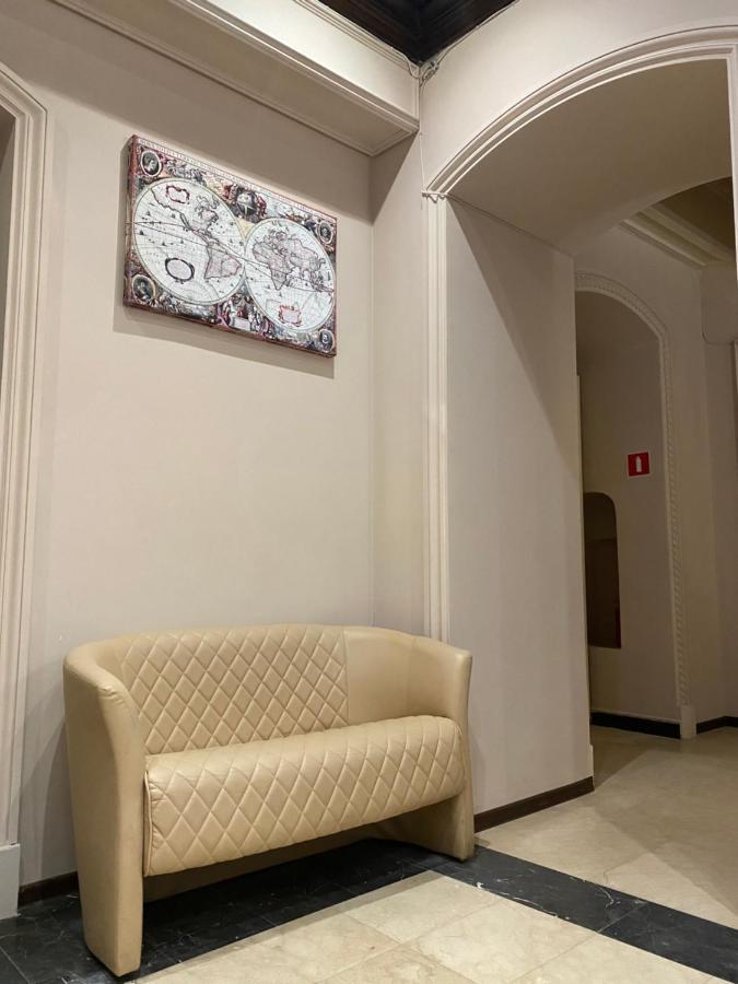 Apartment Kiev Bagian luar foto