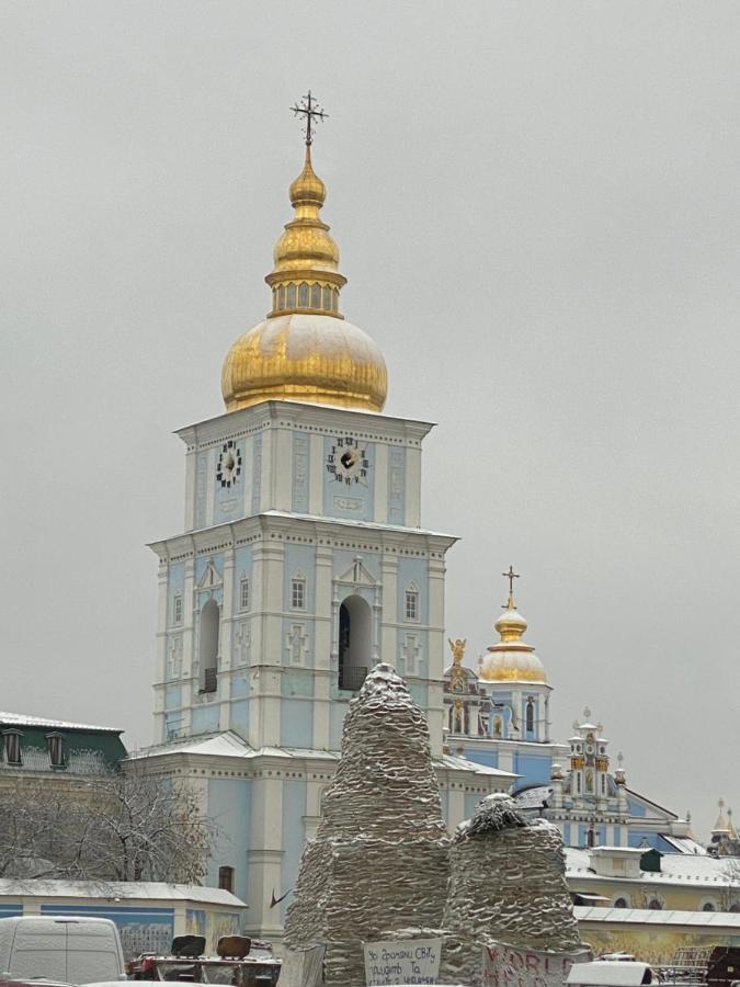 Apartment Kiev Bagian luar foto