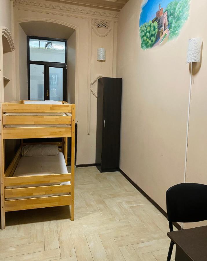 Apartment Kiev Bagian luar foto